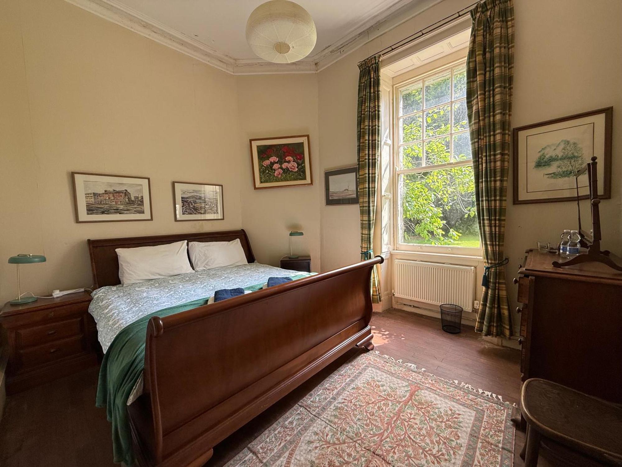 Pousada Parteen A Lax, River House & Gardens Limerick